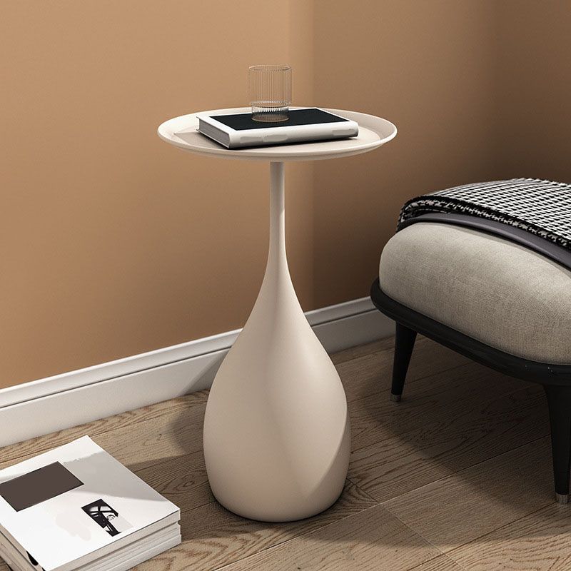 Norrik | Elegant side table with medieval charm 