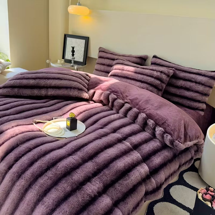 WinterLuxe™ 4-Piece Milk Velvet Bed Set | 200cm * 230cm