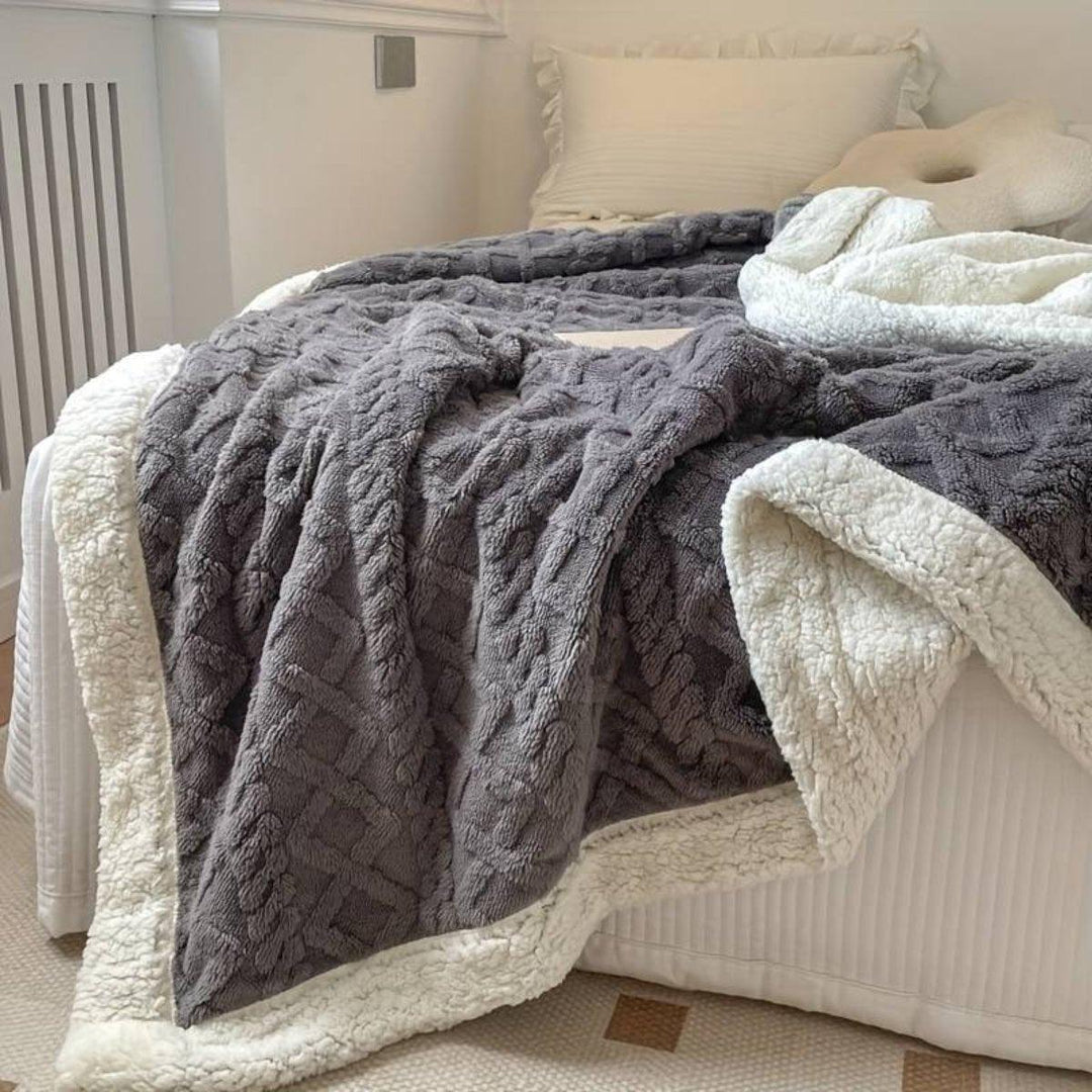 Double-Sided Chenille Fleece Blanket | Warm, Soft &amp; Luxurious