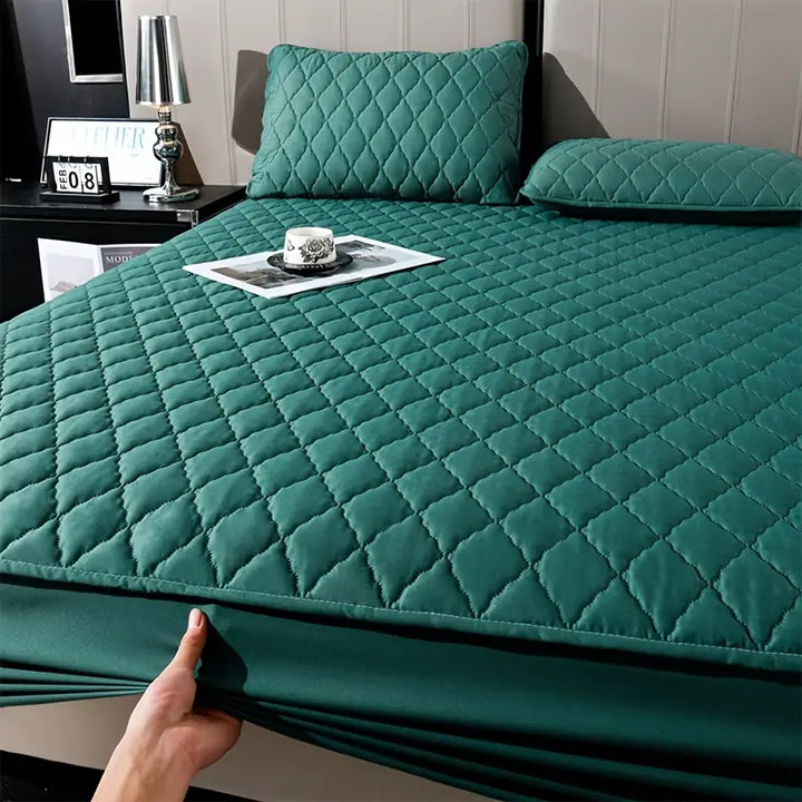 Ultra-Soft Thick Mattress Protector | Breathable &amp; Machine Washable