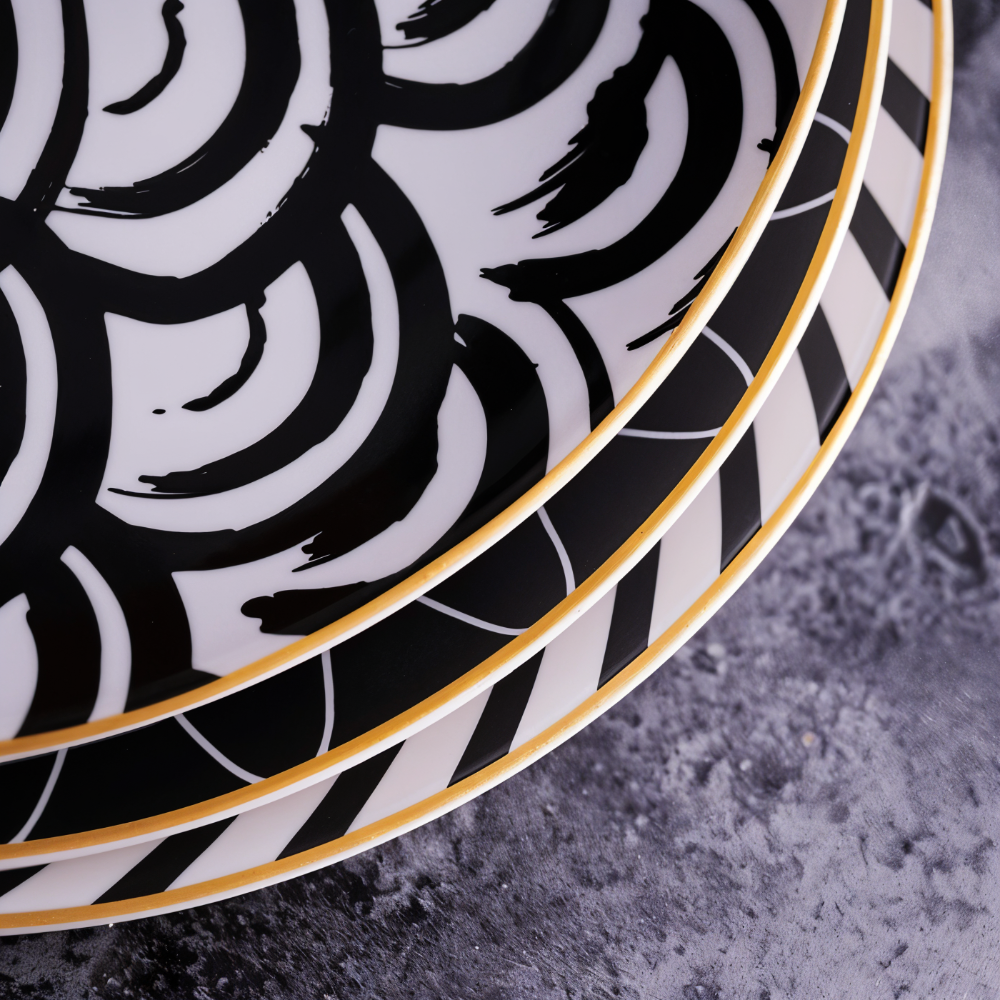 GeoChic | Geometric Porcelain Plates – Modern Design with Gold Accents