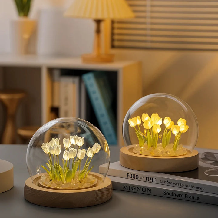 TulipGlow™ | Lampe d'ambiance avec tulipes dans une boule en verre