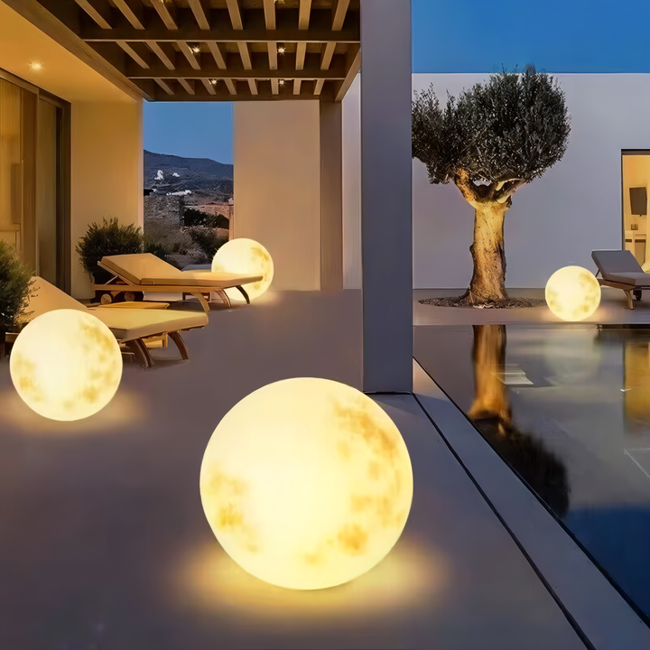 LunaLumena | Solar LED Garden Lamp in Moon Shape – Weatherproof Outdoor Lighting with Warm White Light