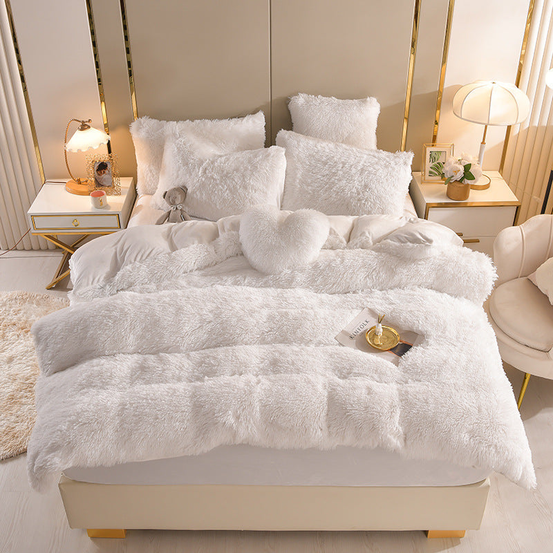 Plush Duvet Set | Ultimate warmth and comfort for autumn and winter 