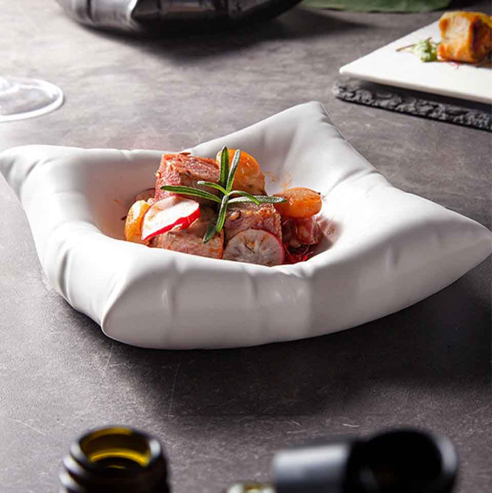 Jumeira | Ceramic Pillow Plate – Elegant Fine Ceramic Plates with a Unique Wavy Design