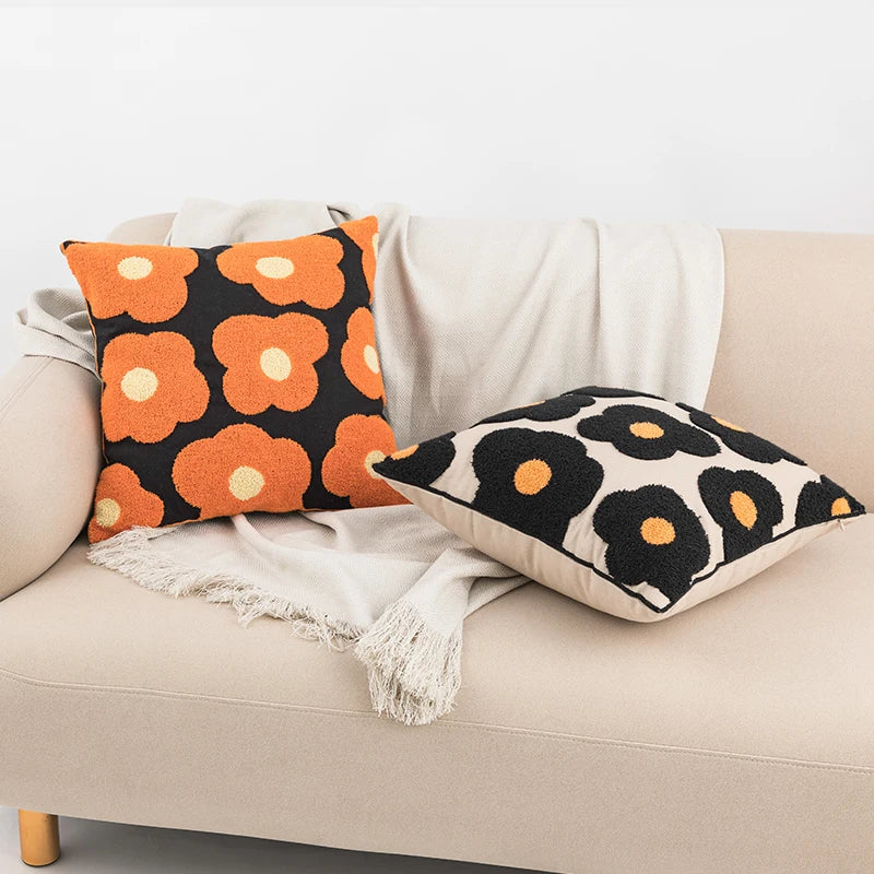 Flower-shaped cushion cover | Soft plush | 45 x 45 cm | No filling