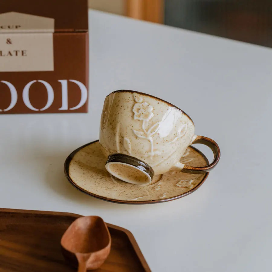 Victoria Mug | Handmade | Botanically Engraved | Sustainable Ceramic