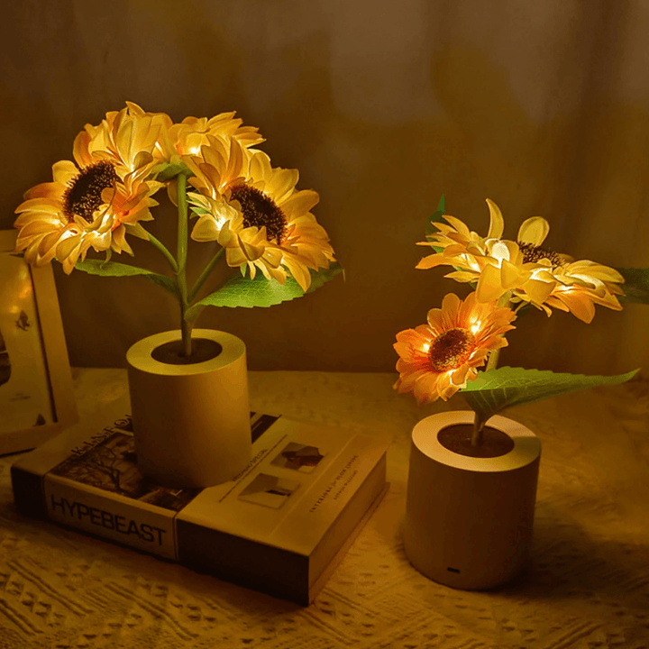 Sunflower Lamp | Rechargeable LED Night Light | Atmospheric Decoration