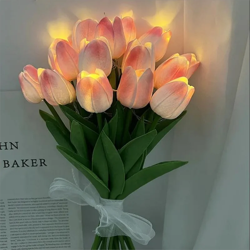 TulipGlow™ LED Table Lamp | Portable &amp; Warm Mood Light in Tulip Design