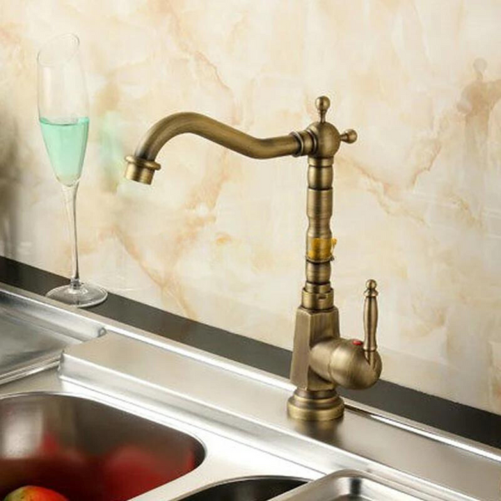 Brass Kitchen Faucet | The perfect 360° swivel sink faucet