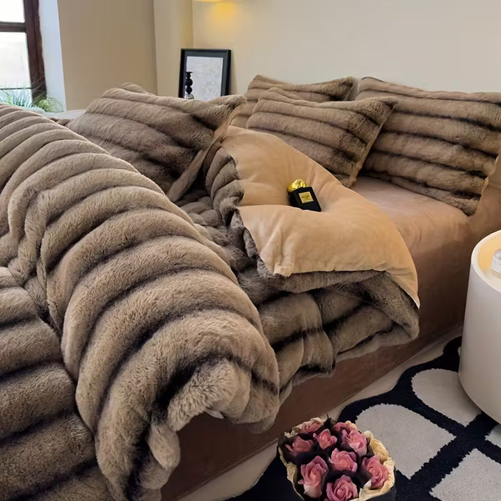 WinterLuxe™ 4-Piece Milk Velvet Bed Set | 200cm * 230cm