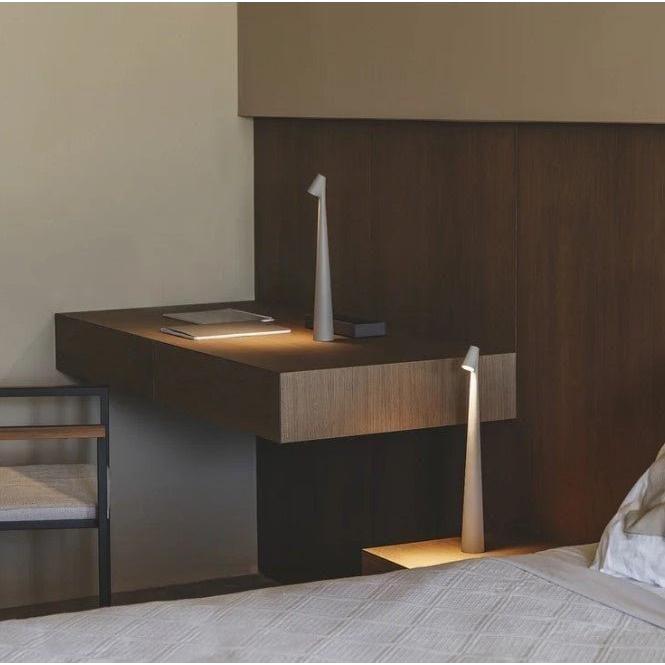 Nina | Italian Wireless LED Table Lamp 35 cm