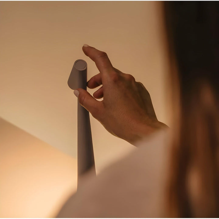 Nina | Italian Wireless LED Table Lamp 35 cm