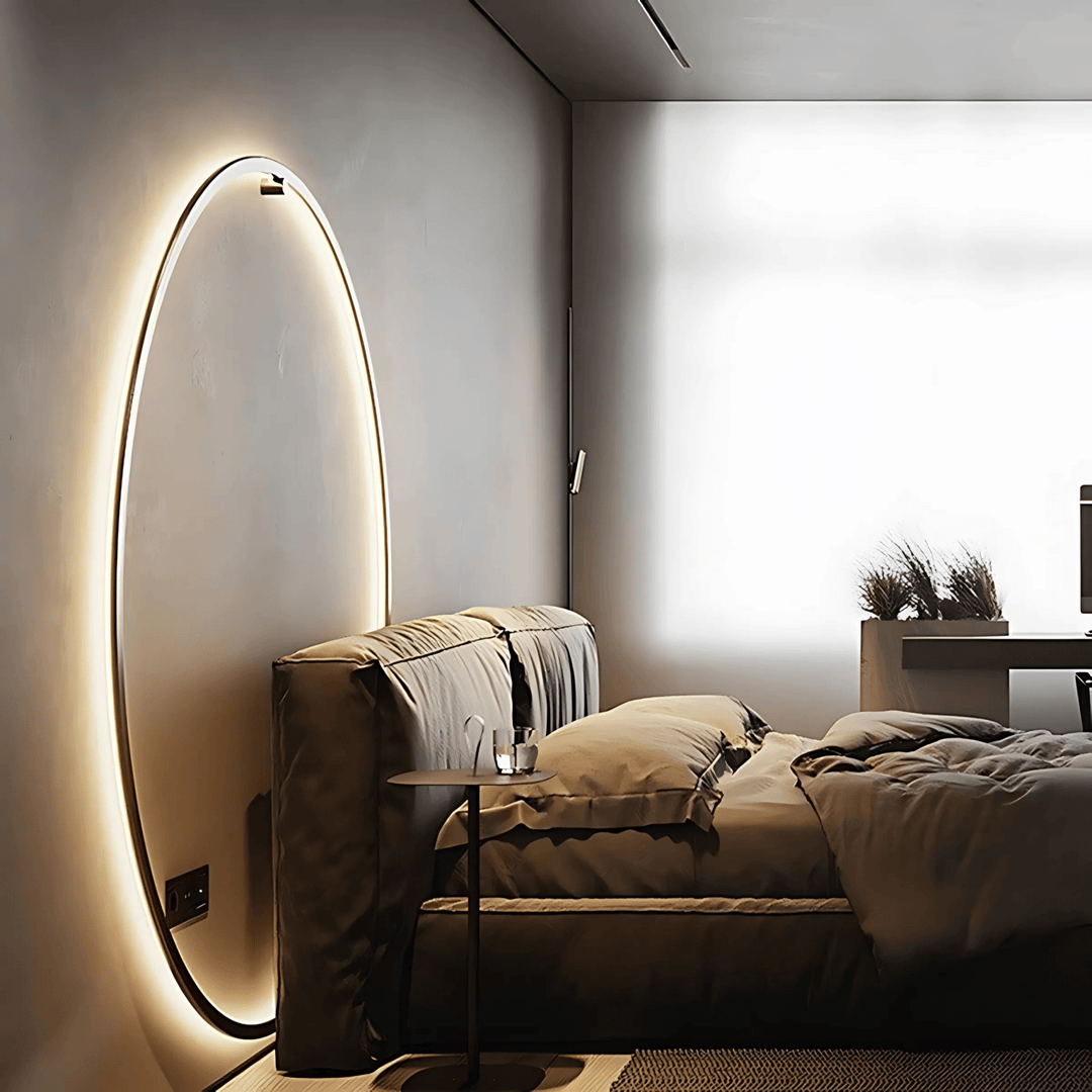 Stellar Wall Lamp | Modern dimmable wall lamp with a sleek black design