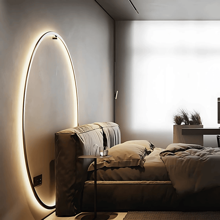 Stellar Wall Lamp | Modern dimmable wall lamp with a sleek black design