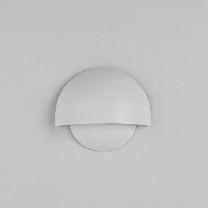 Orion™ LED Wall Lamp | Wireless or Cable | Warm, Atmospheric Light for Indoors &amp; Outdoors